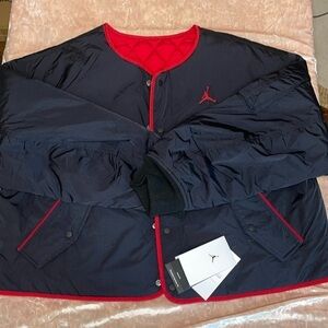 Nike Jordan Womens Reversible Quilted Jacket Black / Red